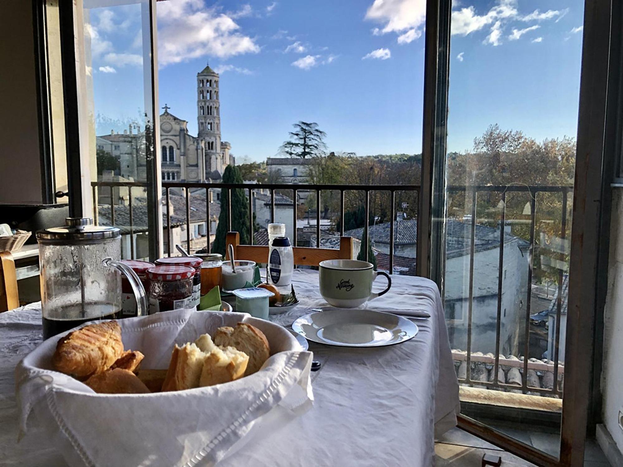 Chambre D'Hote Vue Exepitonnelle 위제 외부 사진