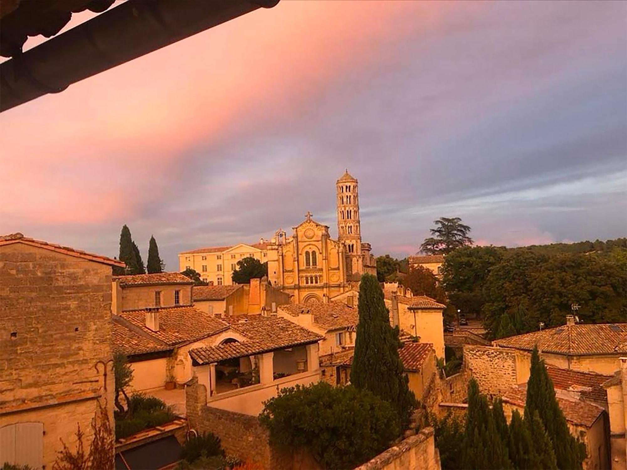 Chambre D'Hote Vue Exepitonnelle 위제 외부 사진